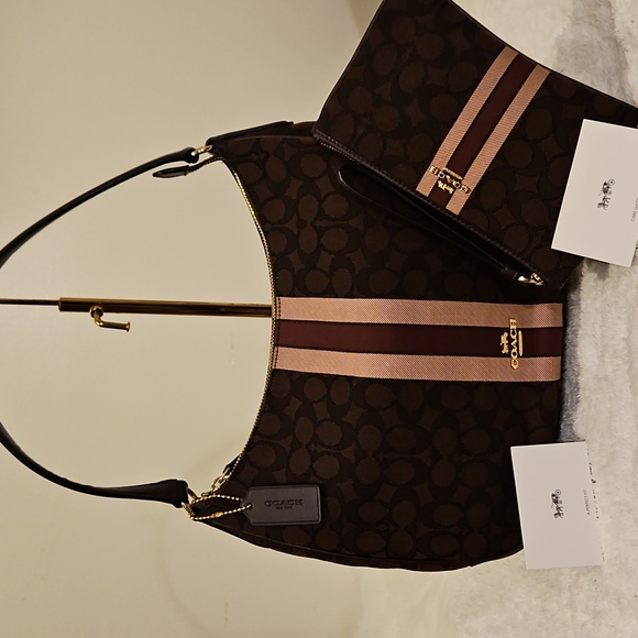 NWOT Coach Signature Jacquard Stripe Hobo and Matching Large Wristlet - Picture 1 of 12